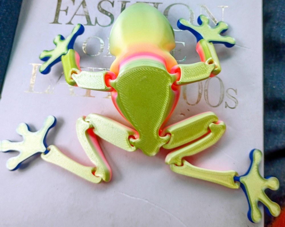 Life Size Bull Frog From 3D Printer 🔥🔥