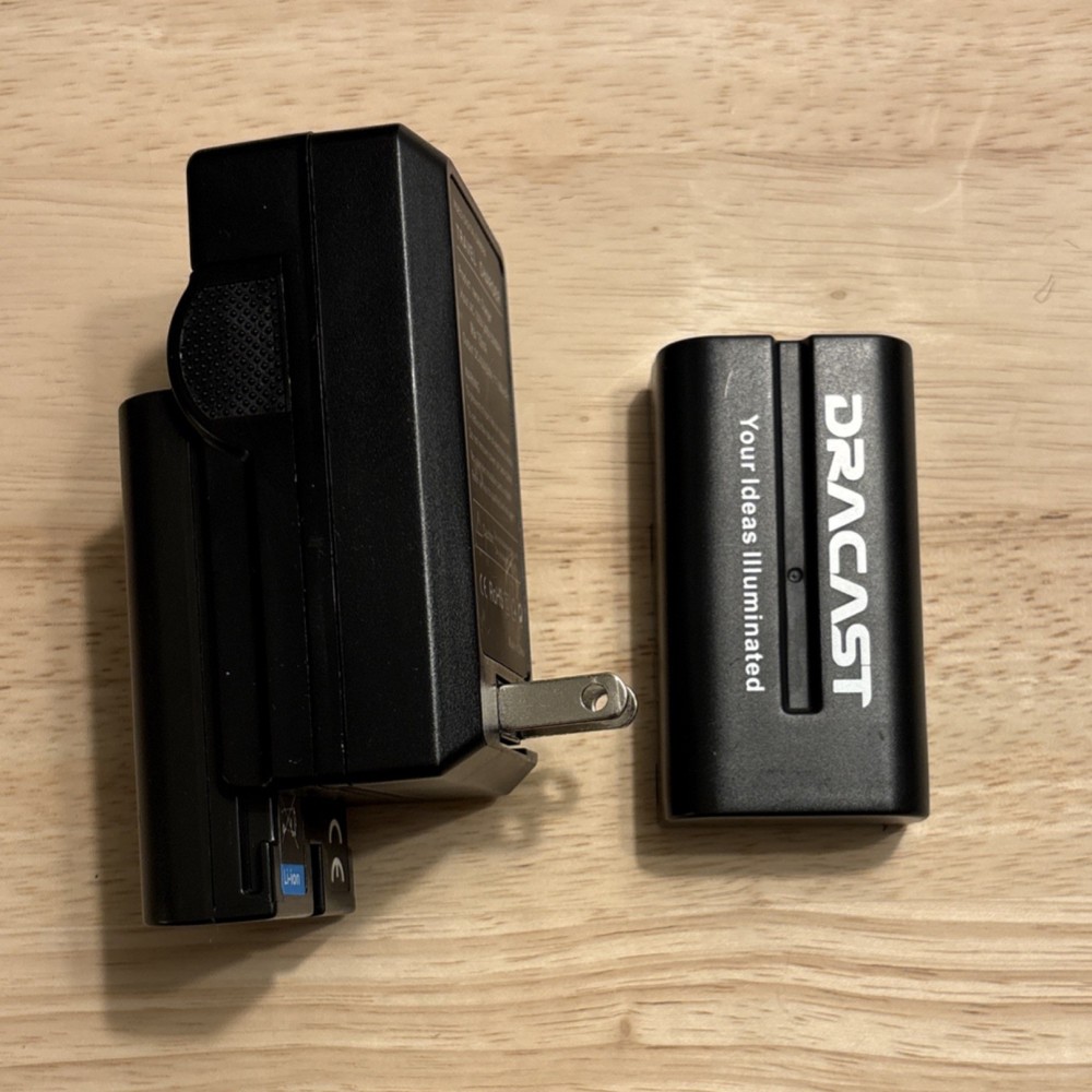 Dracast LED Bi-color Light with Case