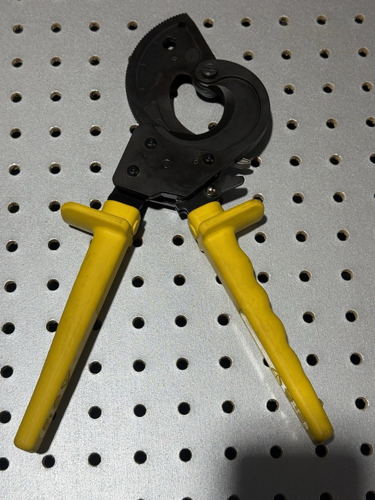 Klein Tools 63607 Ratchet Cable Cutter