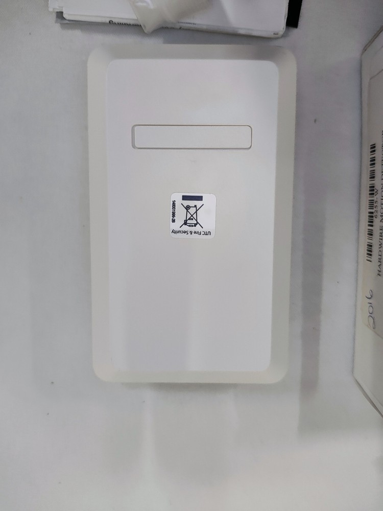 Interlogix 6255-W A UTC Motion Sensor