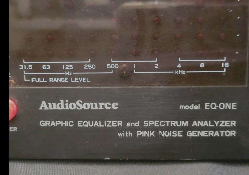 AudioSourceEQ-ONE Graphic Equalizer&Spectrum Analyzer Rackmount Audio Processor