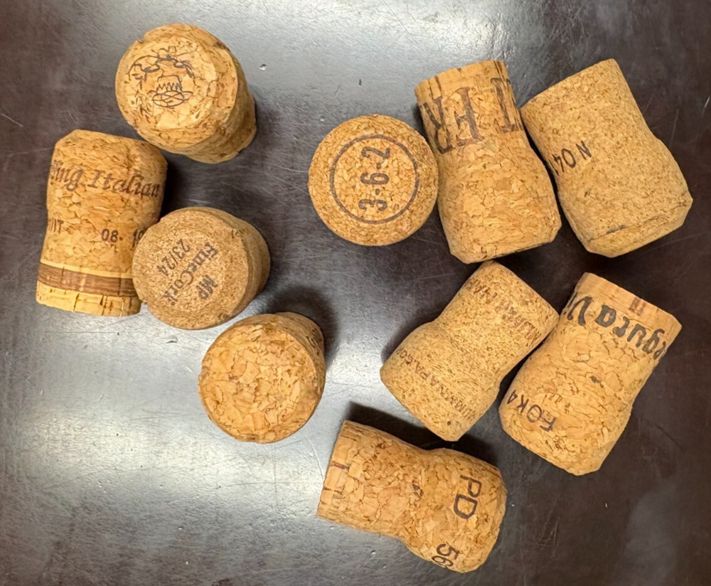 Used Champagne/Sparkling Wine Corks