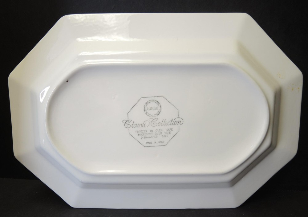 Small Vintage 13 1/4" Platter by Nikko - Bittersweet Pattern