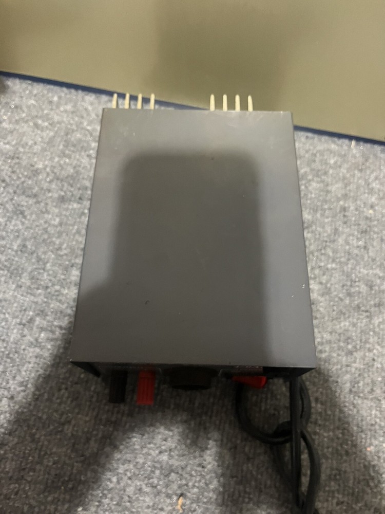 Samlex RPS 1204 Regulated DC Power Supply Untested