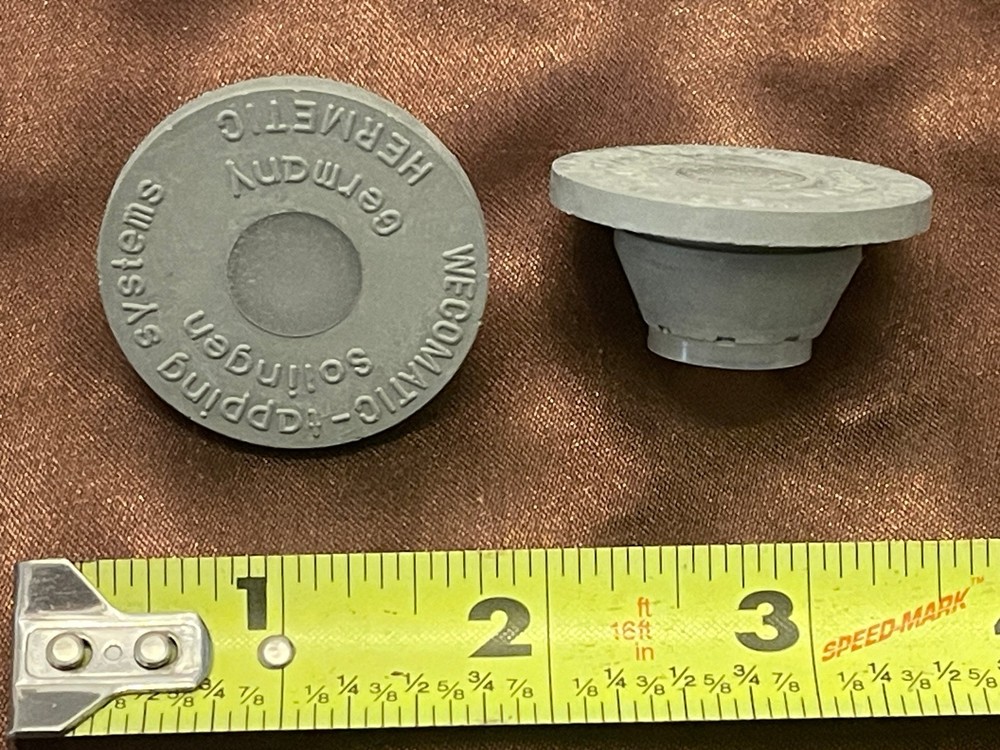 Replacement 2pc Wecomatic Tapping System Grey Rubber Hermetic Bung for Mini-Keg