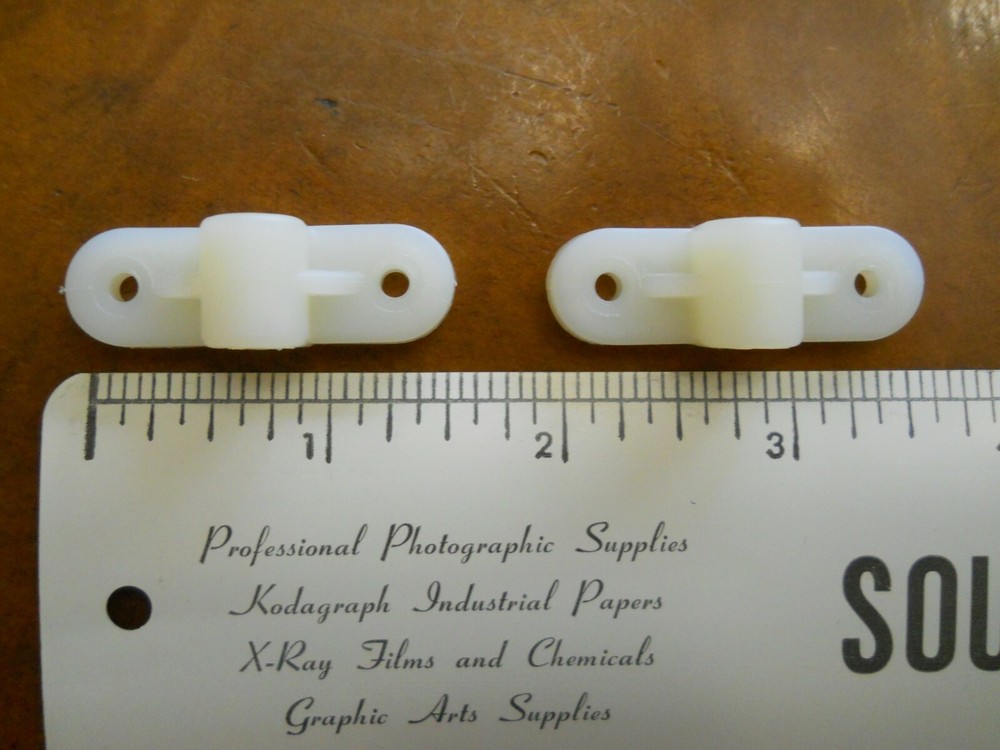 NYLON STEERABLE NOSE GEAR BLOCKS ( 2 BLOCKS) (NEW WITHOUT PACKAGE)