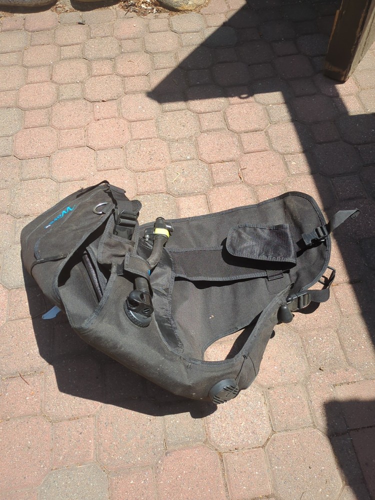 AQUA LUNG WAVE Scuba BCD Size L Buoyancy Control Device