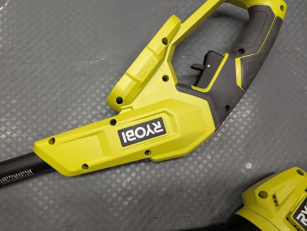 Ryobi 18V 13" Battery String Trimmer/Edger (SEE CONDITION) P20018 - 2025