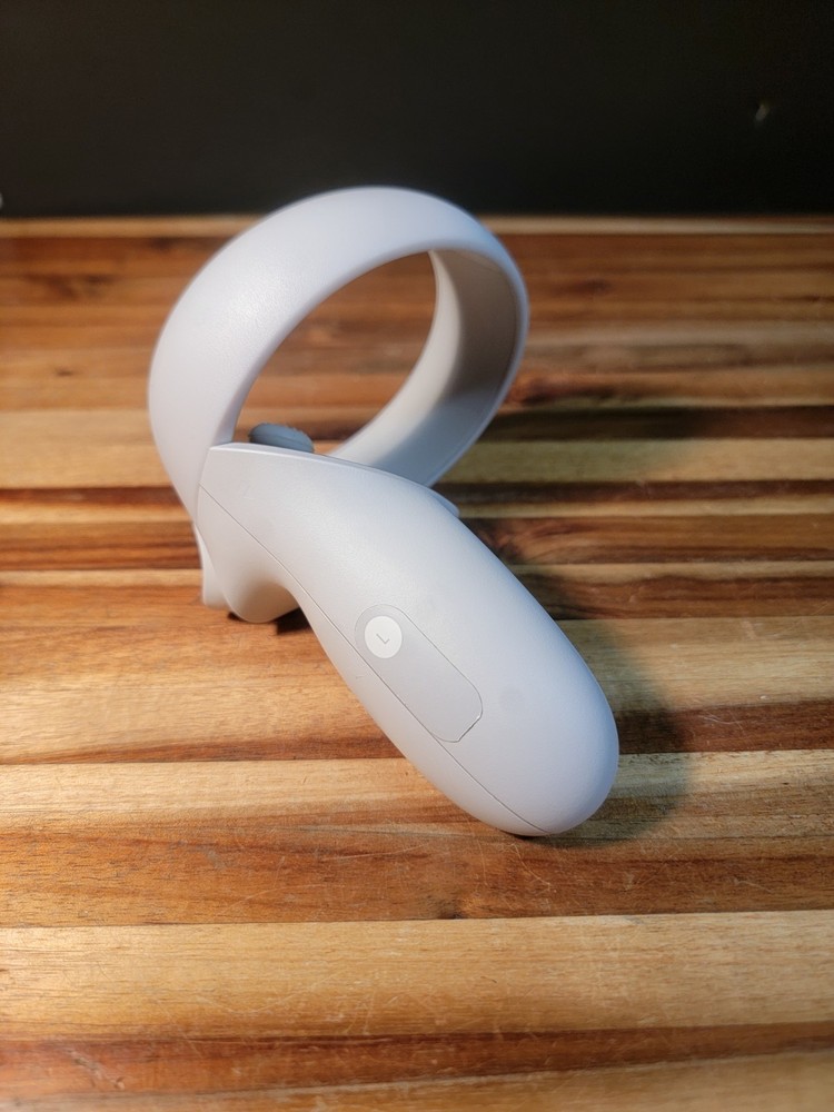 Meta Quest 2 LX39EM Controller LEFT Hand Only