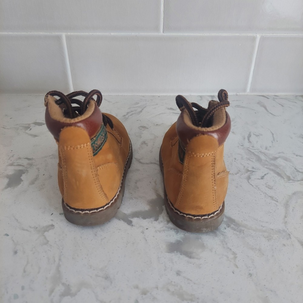 Oshkosh Boy's Cognac Brown Leather Boots - Size 7.5