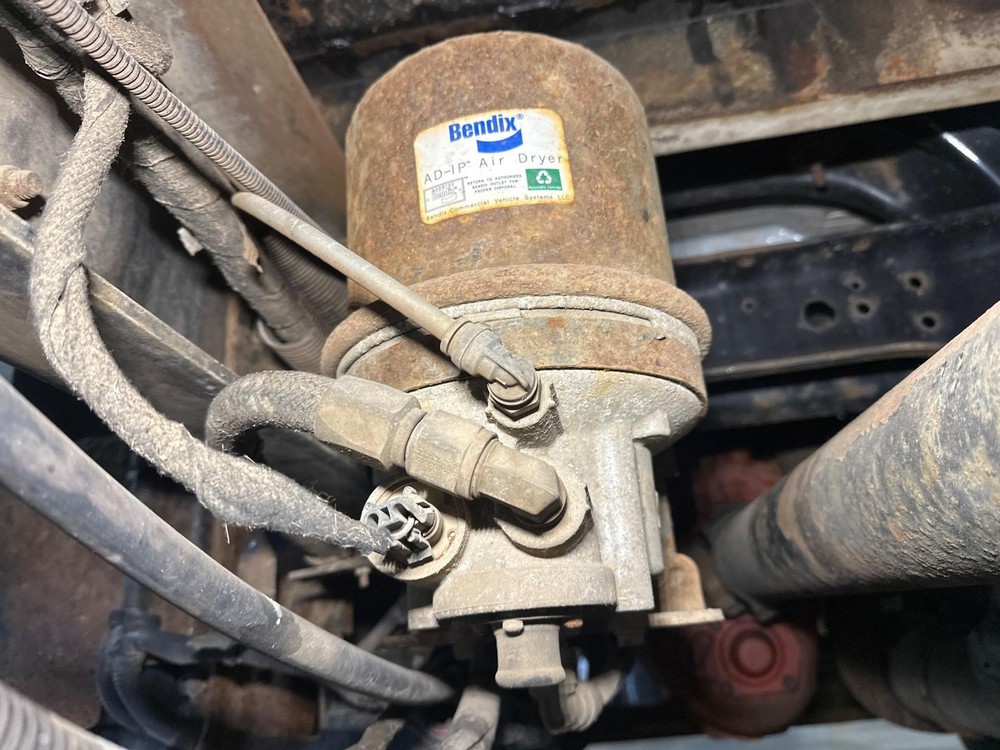 Bendix AD-IP Air Dryer - Used