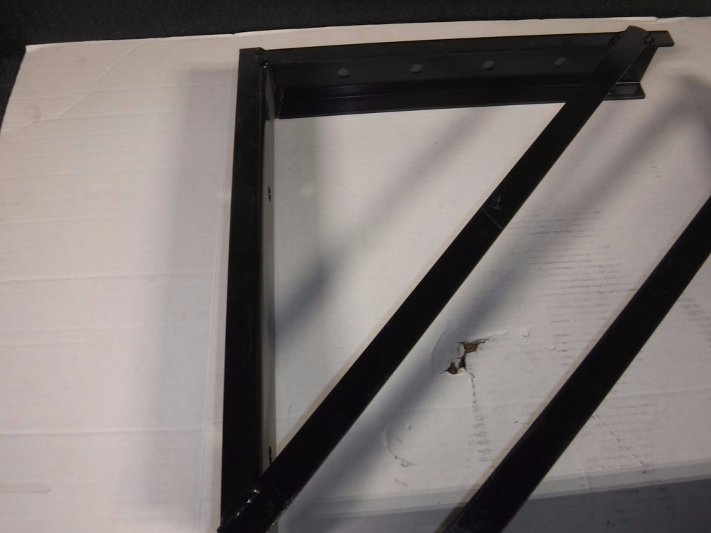 3ULW1 Toolbox Bracket, 18"x18" , PR (P)