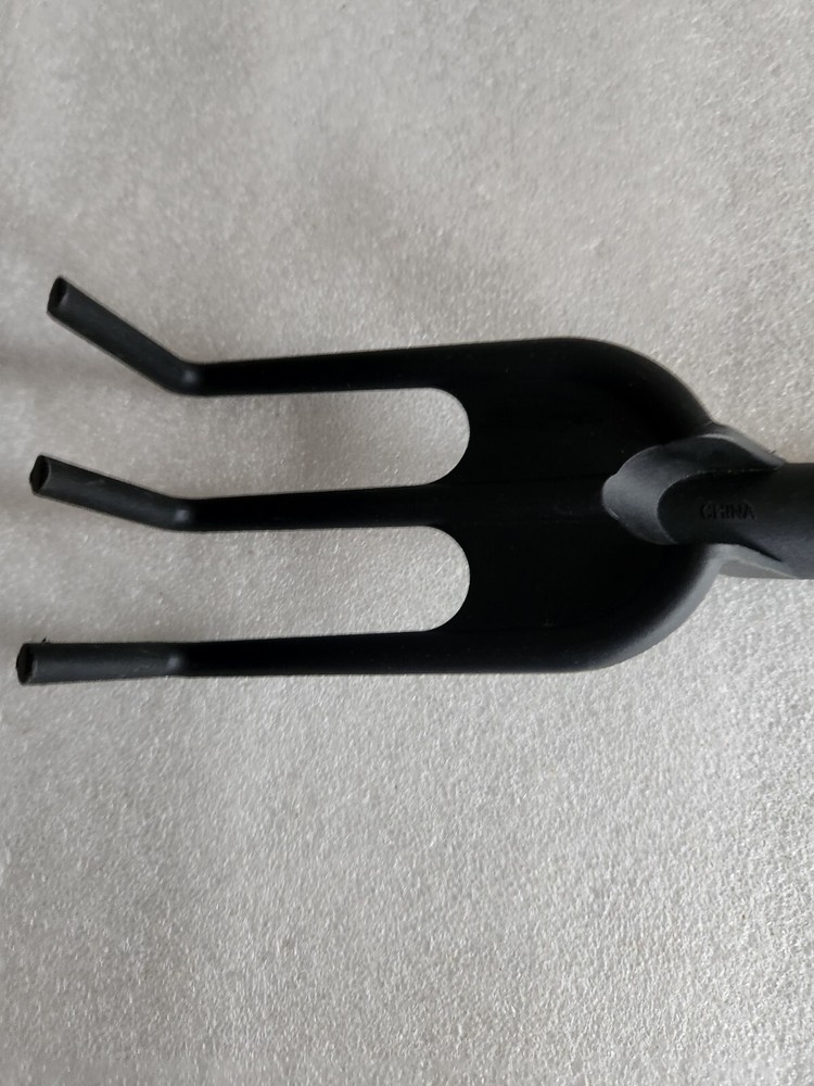 Fiskars FiberComp Cultivator New