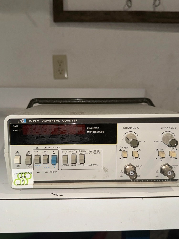 HP 5314 A universal counter