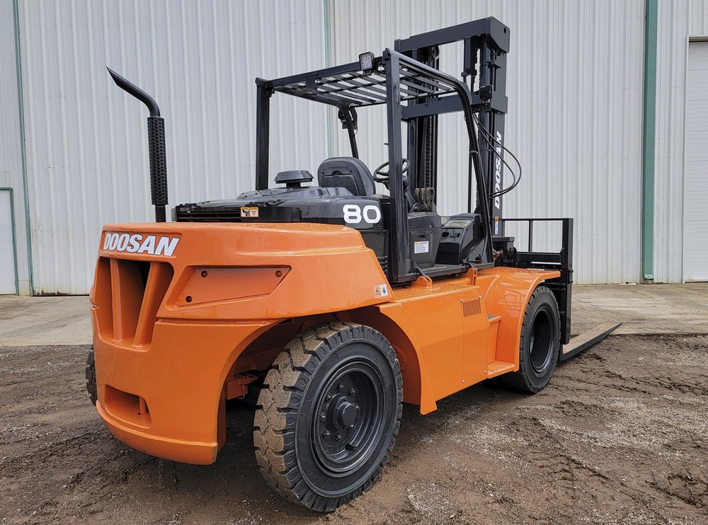 Doosan D80S-7 Forklift (27305)