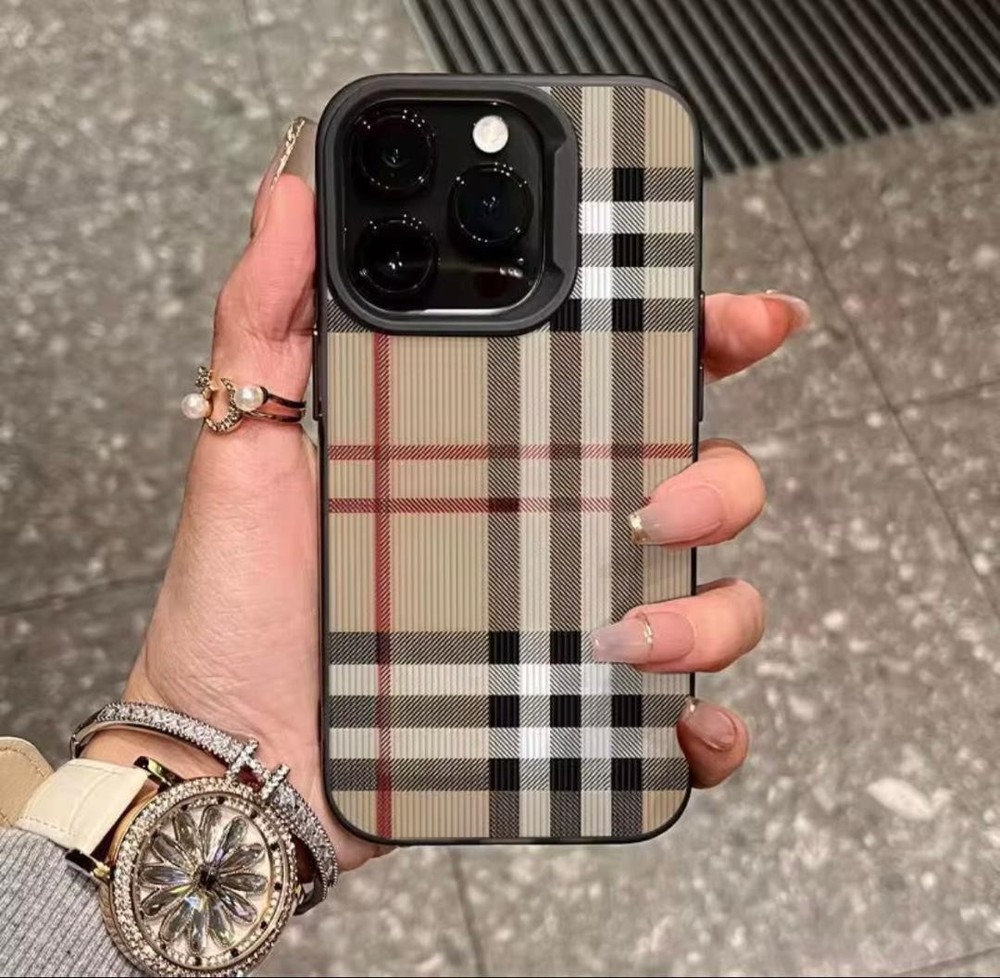 iPhone 14 Pro Max classic plaid pattern designer case