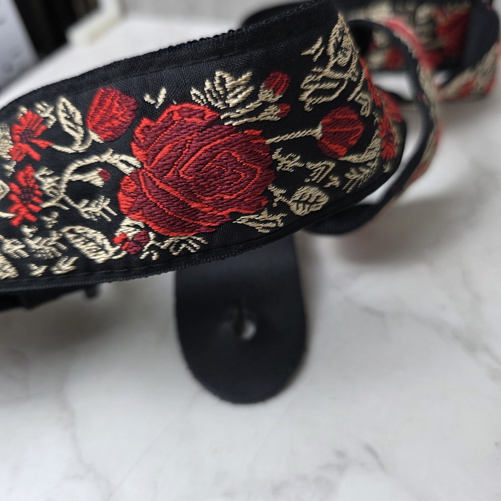 Perri's Leathers Red Roses Print Guitar Strap