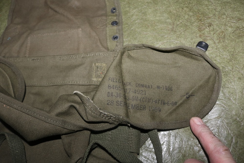 Mint condition USGI M-1956 buttpack 1959 dated nice!