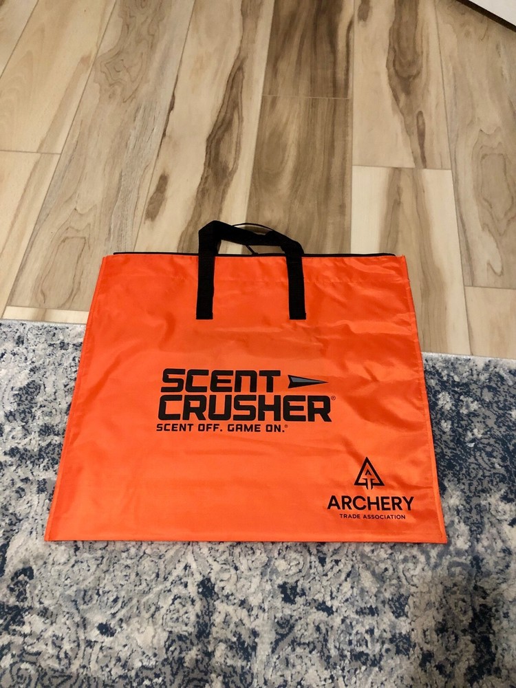 1 New Scent Crusher Multi-Use Tote Bag (LOOK)