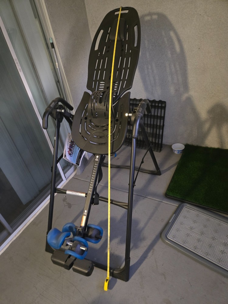 Teeter Hang UPS EP-560 Inversion Table With Back Pain Relief Kit