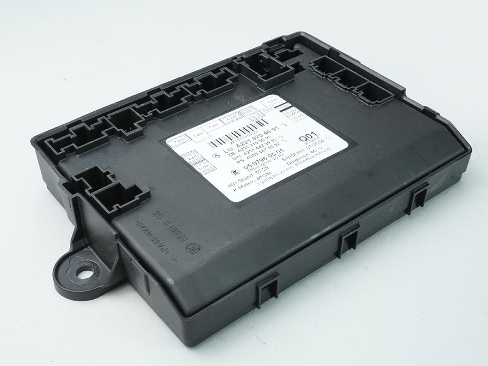 2008 - 2013 Mercedes Benz S Class W221 Door Control Module Computer Rh Front