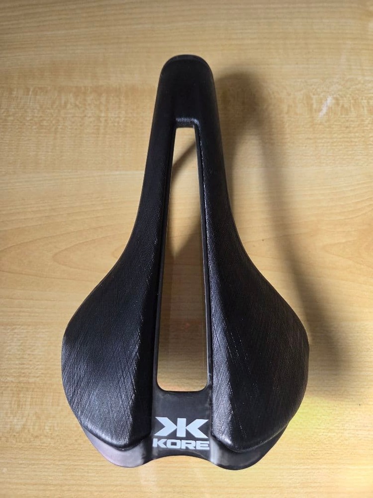 KORE carbon saddle