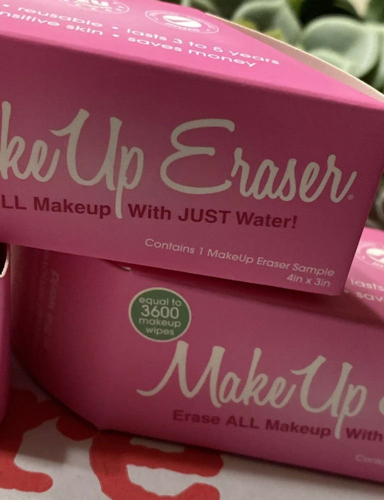 3 MAKEUP ERASER Sample Size 4inx 3in in PINK! New with Box Authentic