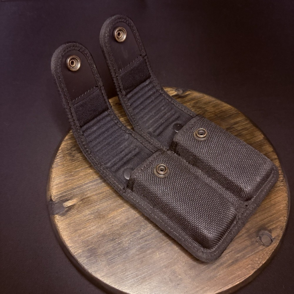 Bianchi 7302 Double Magazine Pouch Carrier Size 4 (10mm & .45 Double Stack)