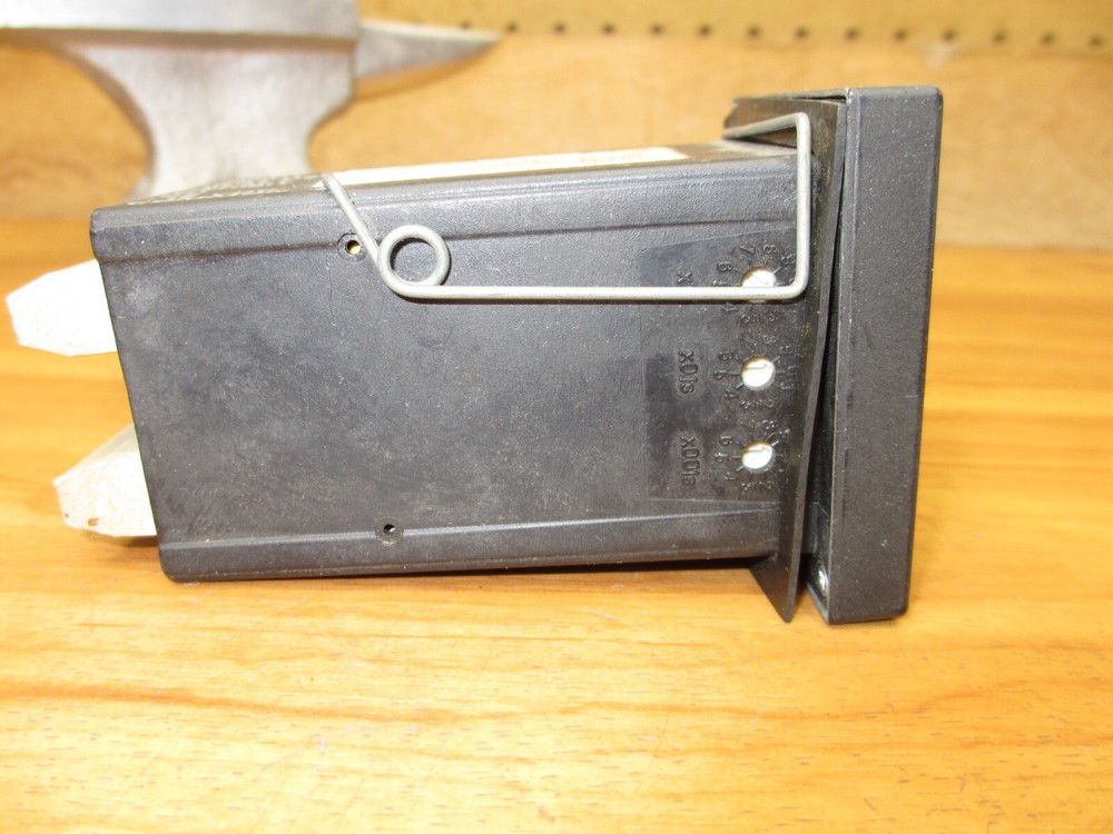 Durant 45660-400 *USED POWERS UP* Timer Counter