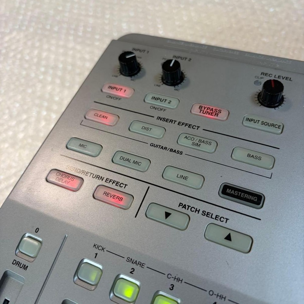 Zoom MRS-802 Digital Multi-Track Recording Studio