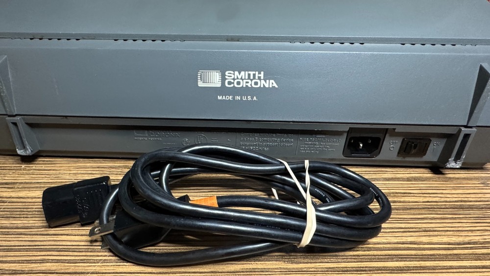 Smith Corona DeVille 110 Spell-Right Dictionary II Electric Typewriter – AS-IS