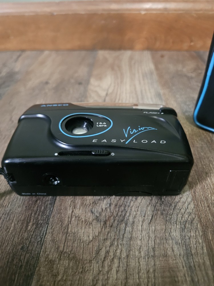 Vintage Ansco Vision Fully Automatic F 5.6 Lens Autoload Camera & Case Untested