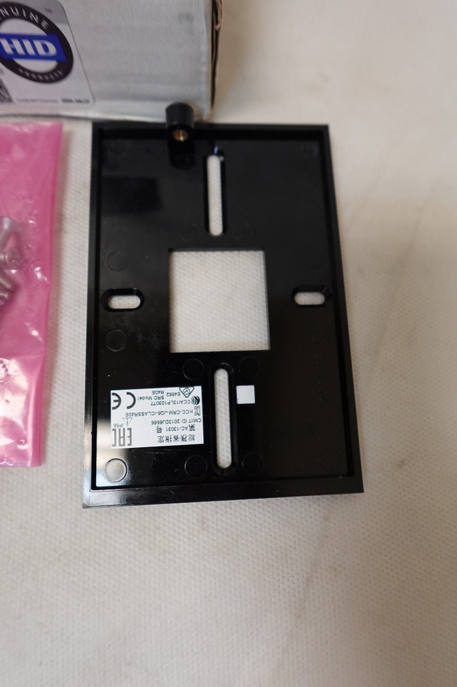 HID iCLASS SE R40 Wall Switch RFID Prox Reader Access Control 920NTNNEK00000