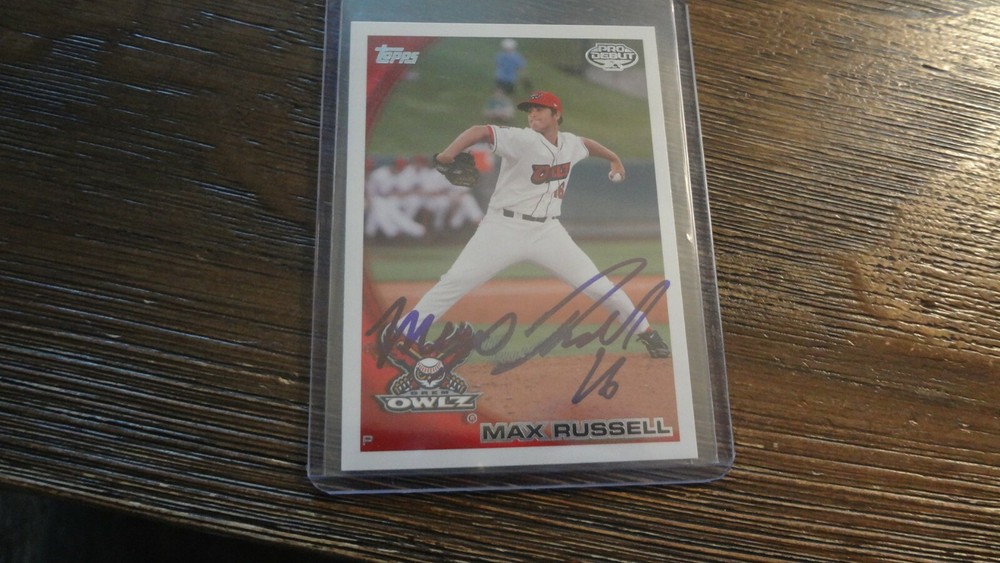 201 TOPPS PRO DEBUT MAX RUSSELL  AUTOGRAPHED BASEBALL CARD