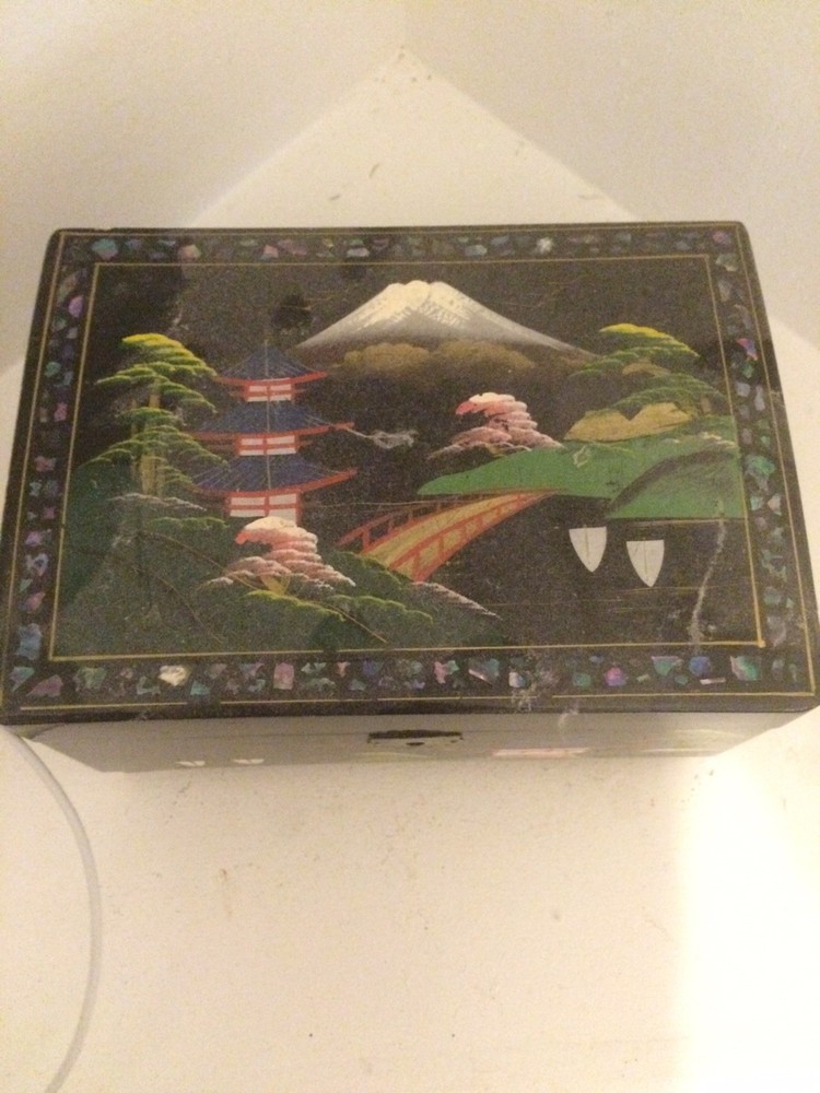 Japanese Music Jewelry Box