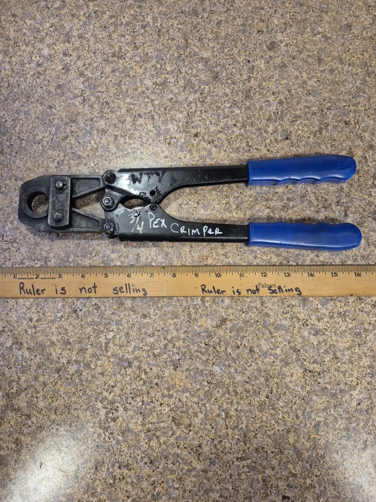 Watts 3/4" Pex Crimp Tool