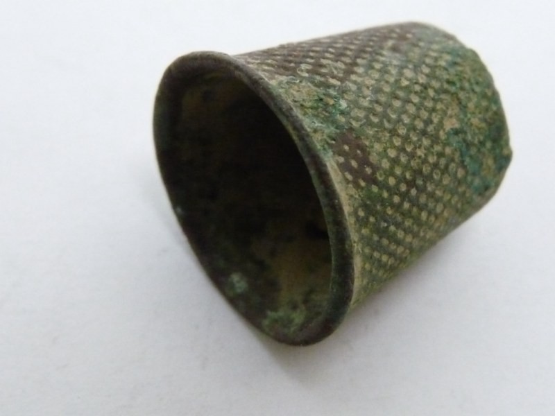 Antique thimble (15775)
