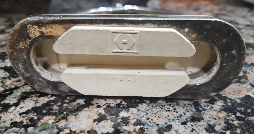 Beval Jumping Saddle Size 17 Long Made in England Devon 2000 Used