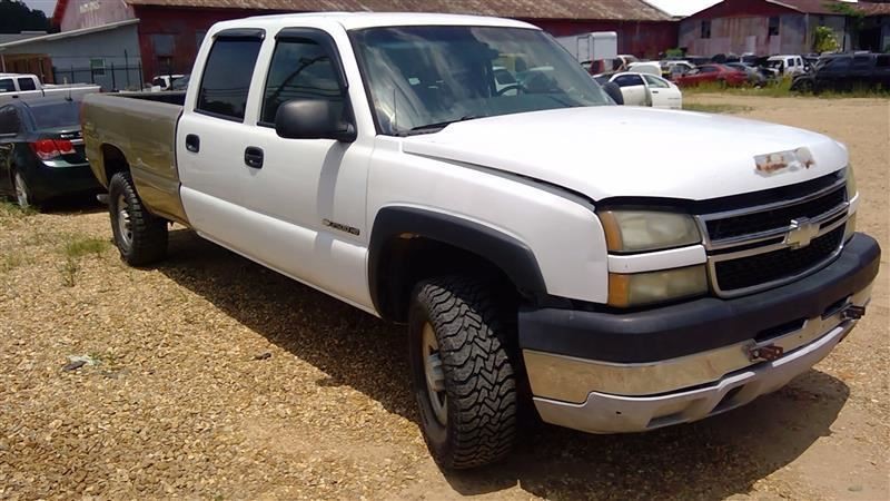 SILV25NEW 2007 Fuse Box Cabin 6524