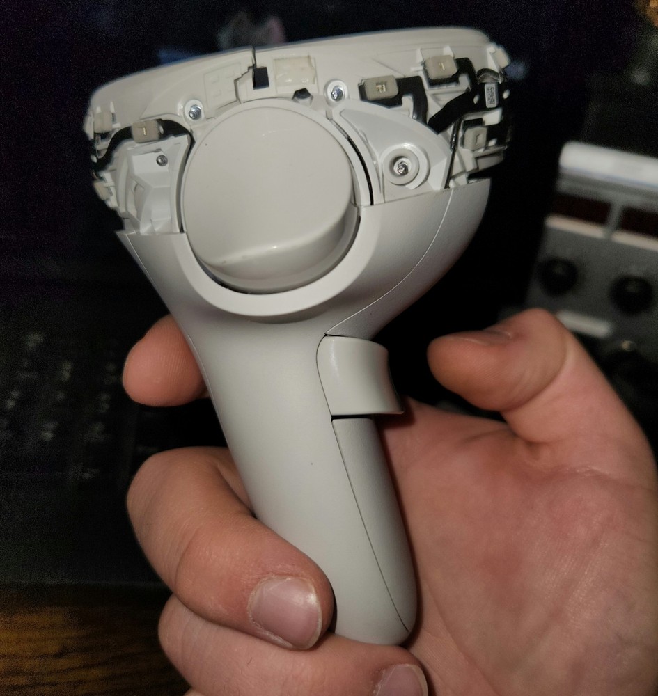 Meta Quest 2 Controllers Untested