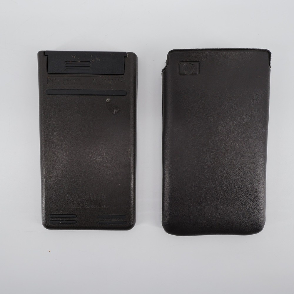 Hewlett Packard HP-20S Scientific Calculator Includes Case