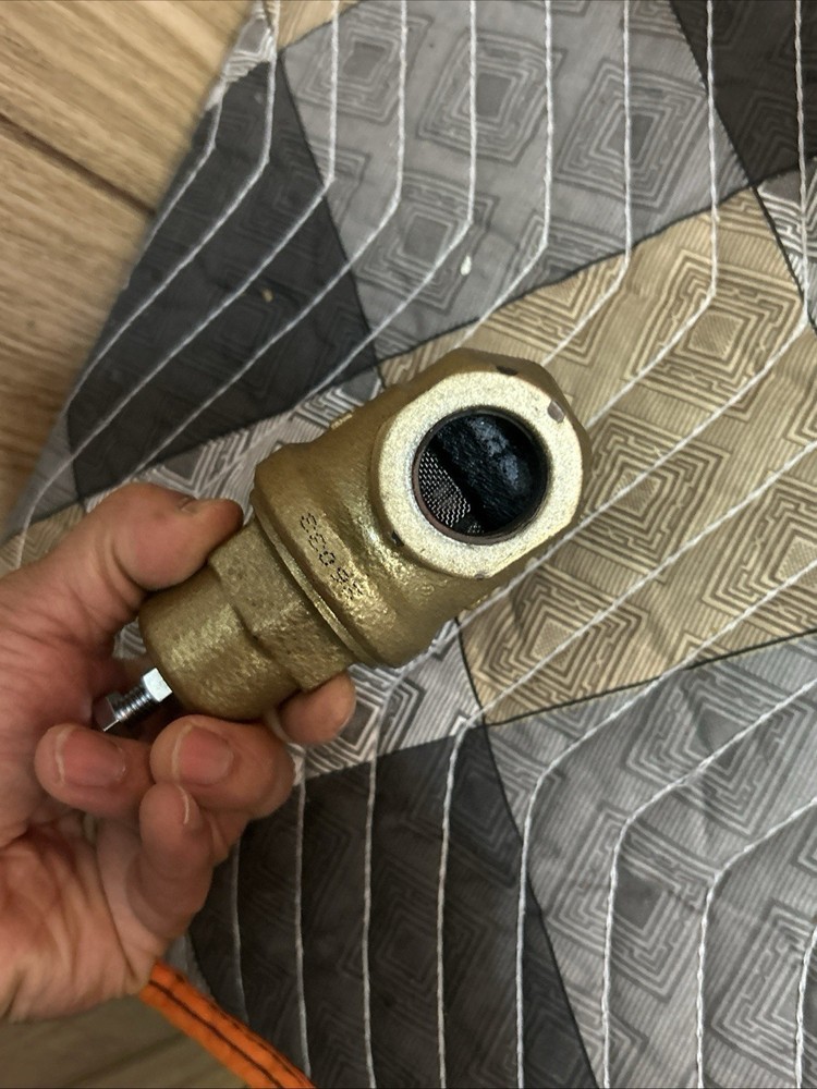 Cash Acme 3/4 Inch EB75 FPT x FPT Pressure Regulator Valve (PRV), 45 PSI, 230...