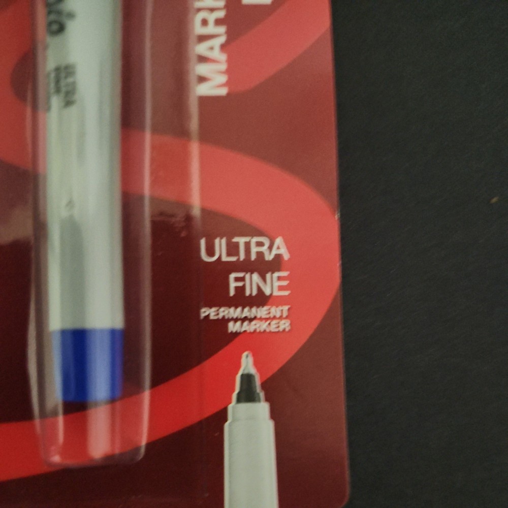 Blue Sharpie Fine Point Permanent Marker 1 count NEW