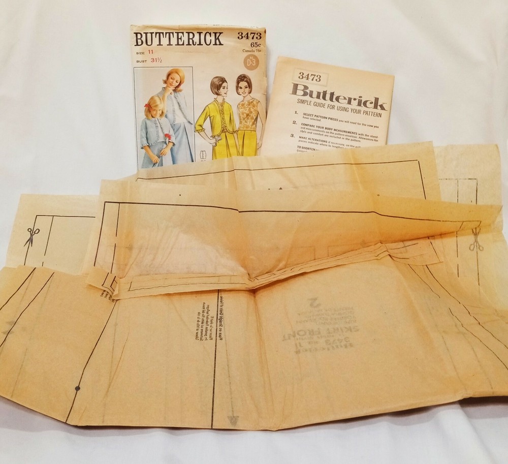 Jacket Skirt Blouse Pattern Junior Size 11 Butterick 3473 VTG UnCut Bust 31.5"