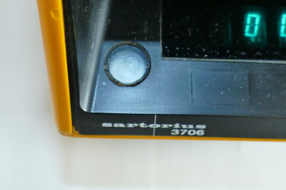 Vintage Sartorius digital lab scale balance 3706