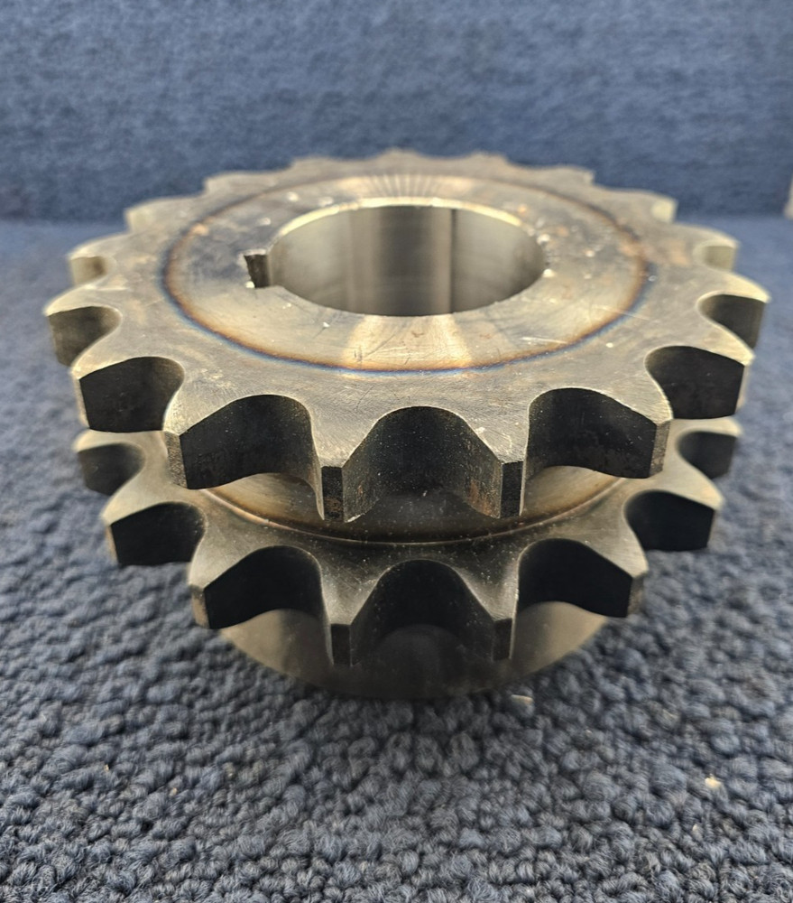 DOUBLE ROLLER CHAIN SPROCKET 17 TEETH PLAIN BORE 2" 20 023230