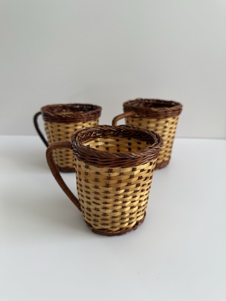 vintage handwoven mug/basket
