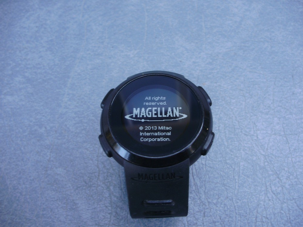 MAGELLAN ECHO SMART BLUETOOTH APP ENABLED SPORTS WATCH (N448)