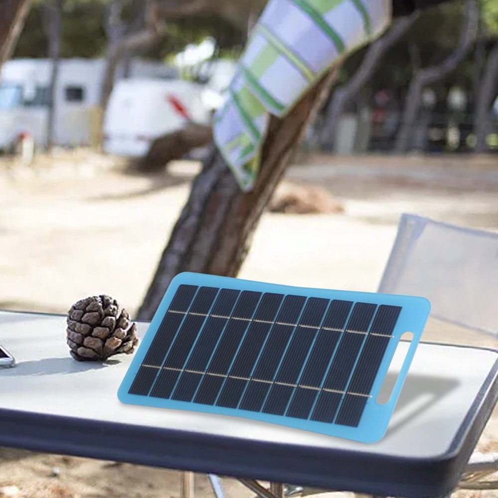 Portable Outdoor Solar Panel Charger Efficiently Powers Mobile Devices Anywhere