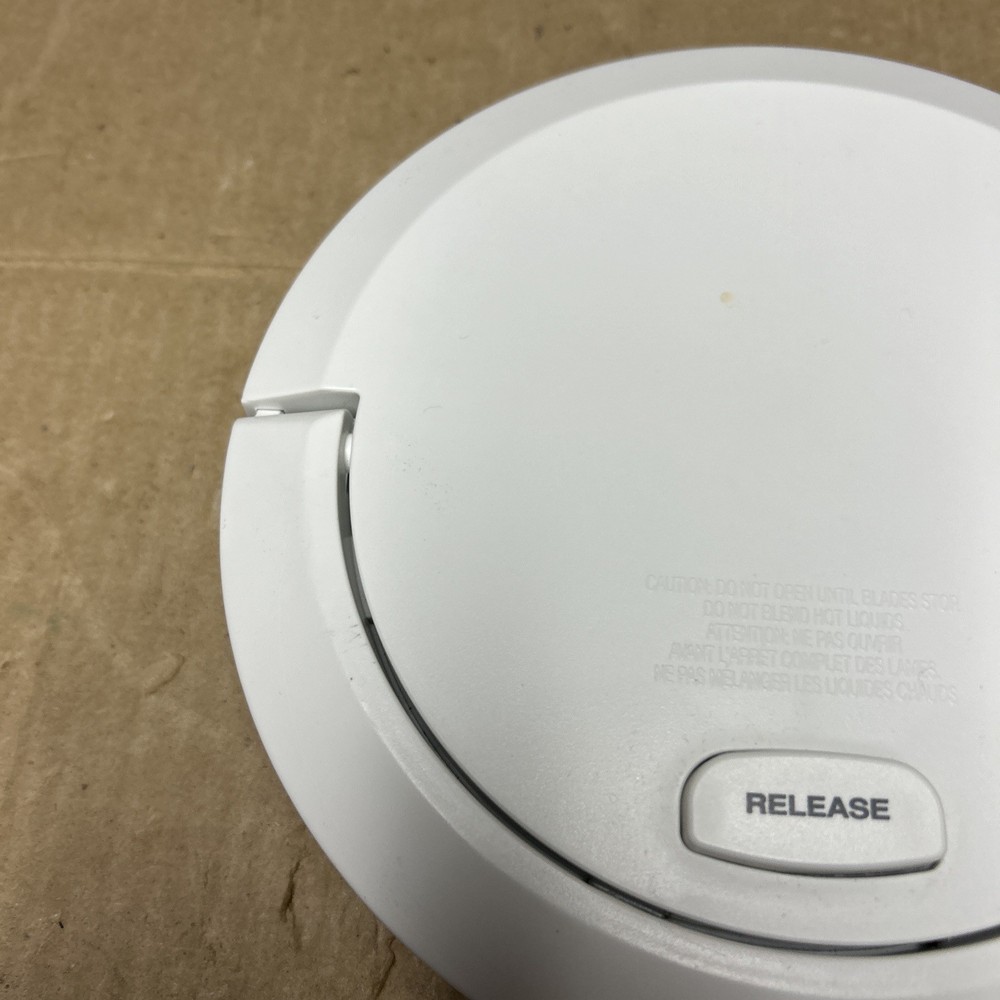 Ninja Food Processor Bowl Lid Replacement Part – White with Lock & Release